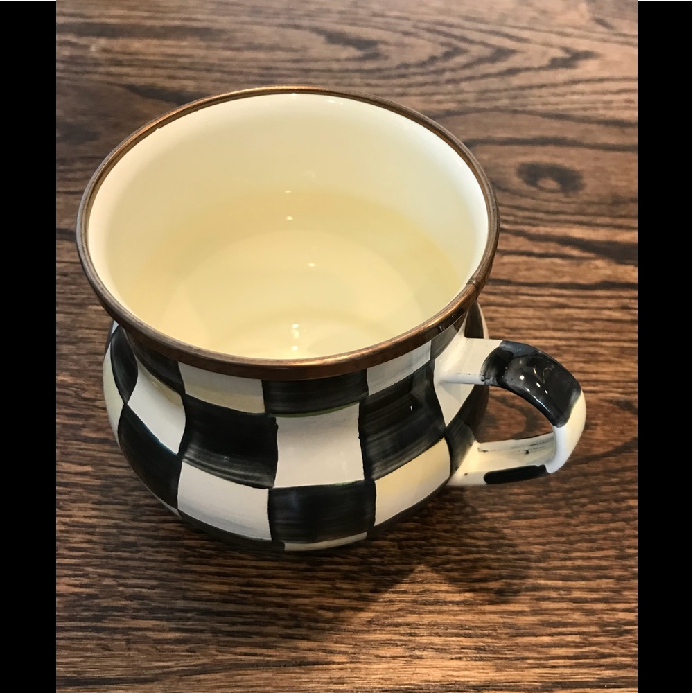 Courtly Check Enamel Mug